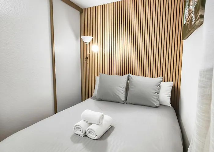 T2 Avec Parking Et Terrasse à St Raphael Saint-Raphaël