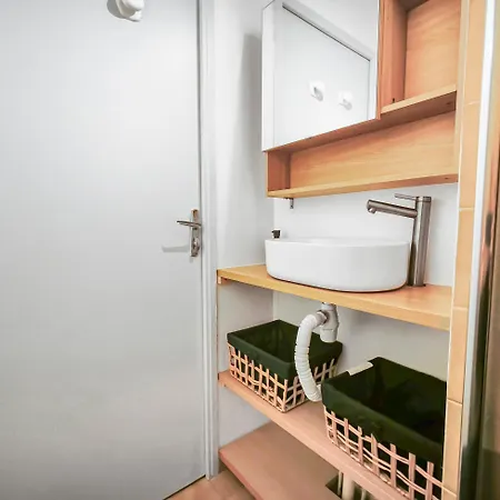 T2 Avec Parking Et Terrasse A St Raphael 公寓 Saint-Raphaël