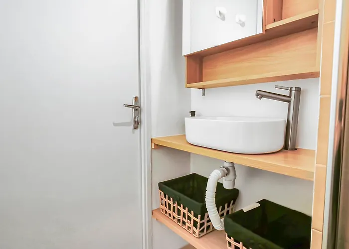 T2 Avec Parking Et Terrasse A St Raphael 公寓 Saint-Raphaël